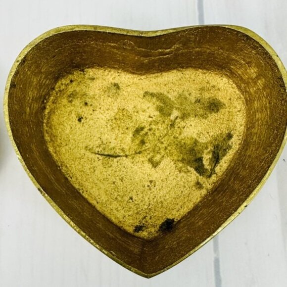Vintage 2" Brass Heart Small Trinket Lidded Box PWF Made in Korea - Picture 4 of 12